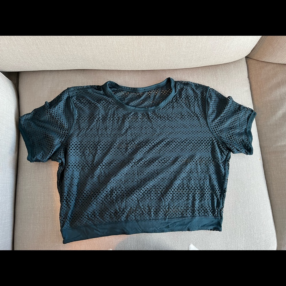 lululemon blue mesh crop top size 4